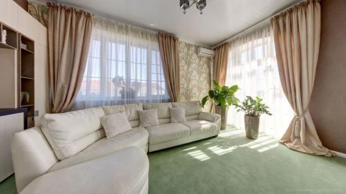 Сочетание цветов дивана и штор. Сочетаем диван со шторами