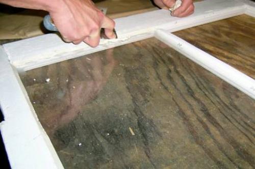 Эффективные способы закрыть щели при установке окон в деревянном доме 01