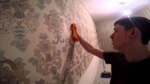 Как помыть виниловые обои. Техника мытья виниловых обоев