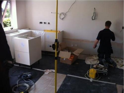 Сборка кухни нюансы. Собираем кухонный гарнитур своими руками, как конструктор