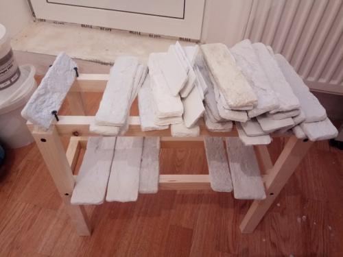 Сколько времени требуется для высыхания гипсового раствора при изготовлении декоративного камня. Декоративный кирпич из гипса своими руками (венецианский кирпич)