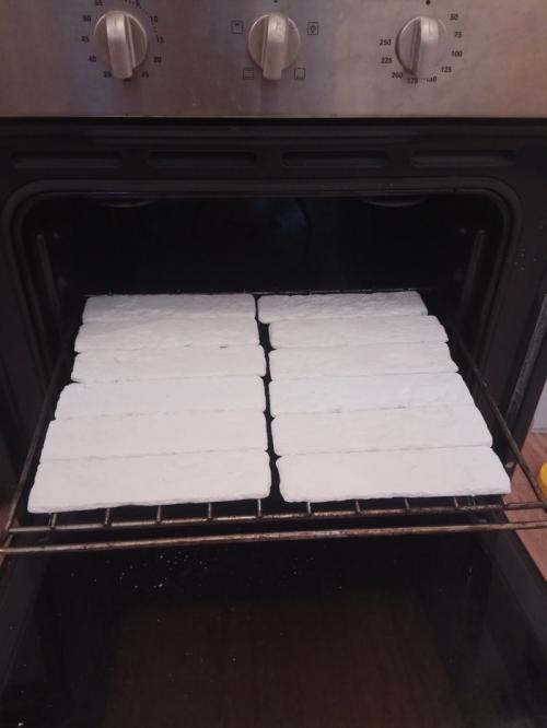 Сколько времени требуется для высыхания гипсового раствора при изготовлении декоративного камня. Декоративный кирпич из гипса своими руками (венецианский кирпич)