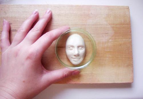 Как правильно снять готовое изделие из формы после застывания гипса. Как я снимаю гипсовые формы