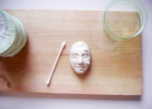 Как правильно снять готовое изделие из формы после застывания гипса. Как я снимаю гипсовые формы