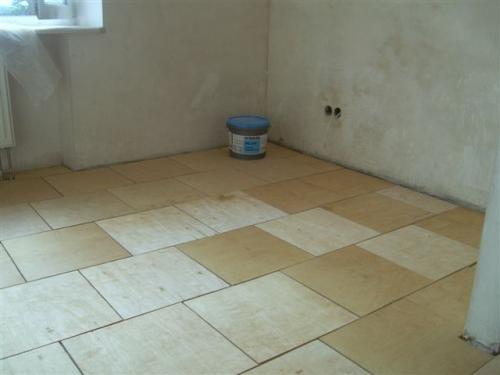 Какую фанеру стелить на пол под ламинат. Как выровнять фанеру под ламинат