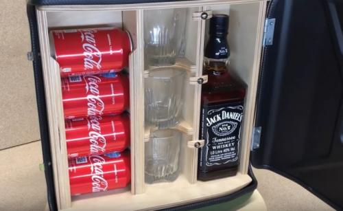 Что можно сделать из 20 литровой канистры. Никогда не догадаетесь, что можно сделать из обычной канистры