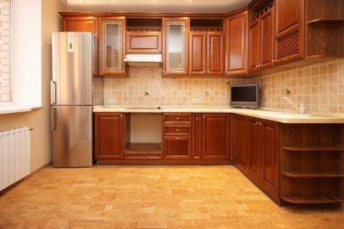 Пробковый пол на кухне. Пробковое покрытие для пола на кухне