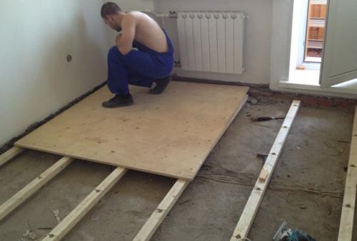 2 способа положить фанеру на старый пол. Монтаж фанеры на стяжку 01