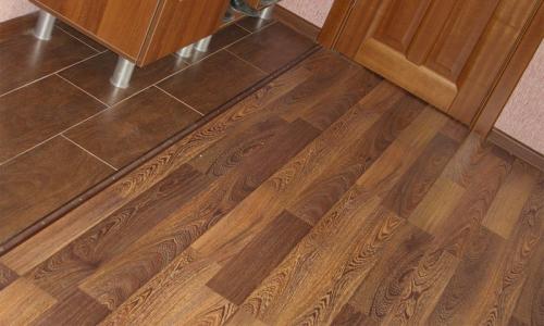 Выбор напольного покрытия для кухни. Пол на кухне должен быть практичным 11