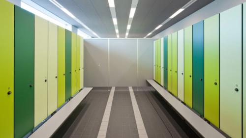 Шкафчики для раздевалок размеры. Секционные шкафы и шкафчики для рабочих раздевалок