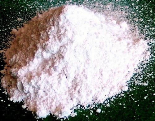 Как отмыть обои на кухне от жира. Как очистить жирные пятна на виниловых и флизелиновых обоях