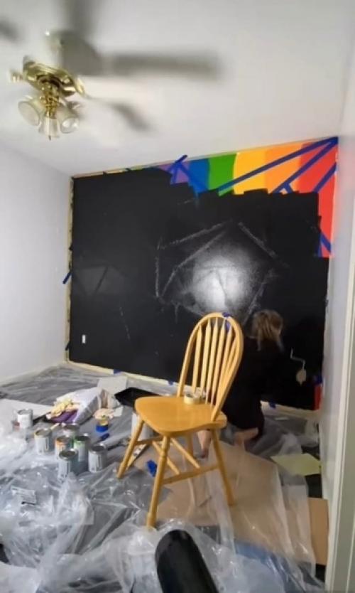 Креативная идея по оформлению стены. 04