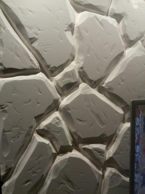 Наша поделка решили сделать отделку стены и камина под камень. 01