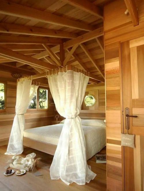 Дом на дереве в Тоскане - пример того, как архитектура может быть продолжением природы. 01