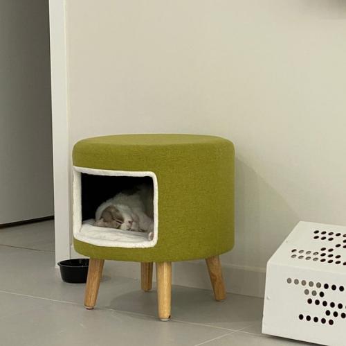 У каждого должен быть свой уголок в квартире.