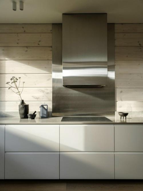 Лаконичный дом для семьи с ребёнком - это баланс уюта, функциональности и спокойствия. 02