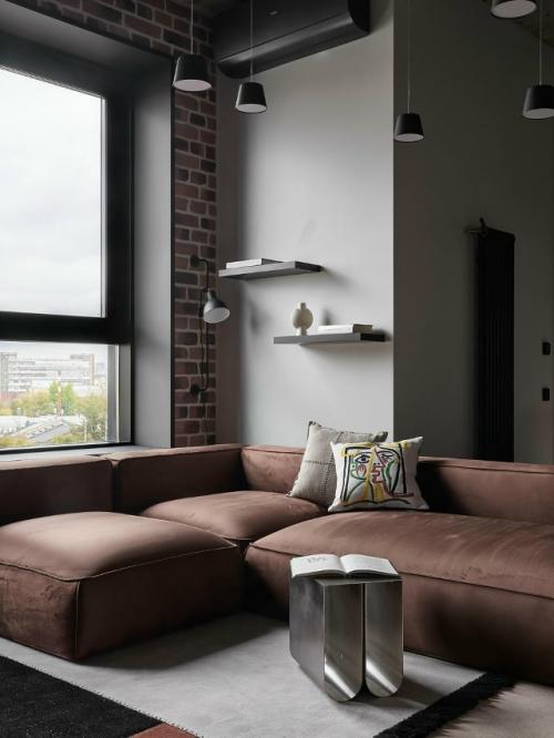 Этот интерьер - про честную индустриальную эстетику, в которой нет случайных решений.  