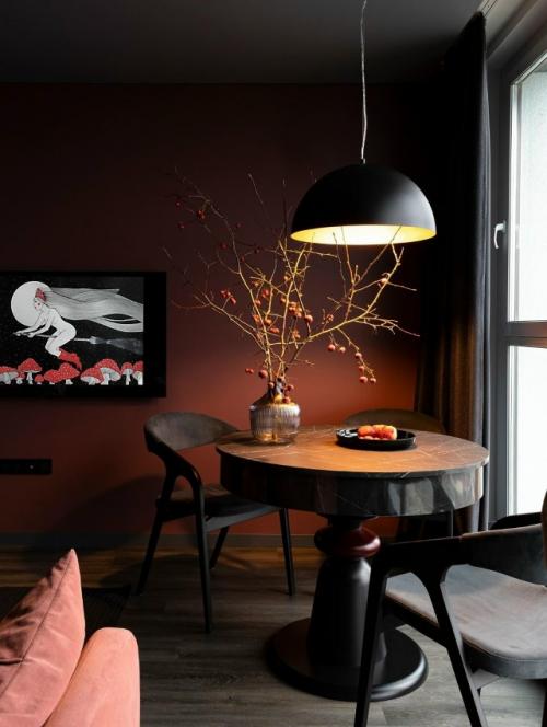 Темно-серый и марсала: смелая квартира в Минске. 02