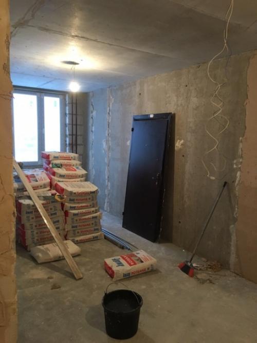 Делал ремонт, практически все своими руками. 02