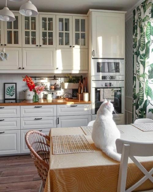 Хозяин этой кухни явно результатом доволен! 02