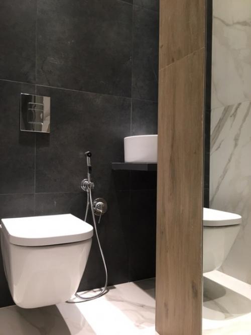 Делал ремонт, практически все своими руками. 03