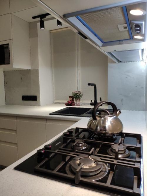 Наша кухня. На днях закончили сборку. 04