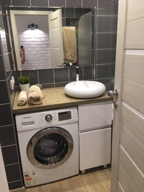 Моя первая серъезная работа по ремонту санузла делал для себя, есть просчеты, но в целом - доволен. 05