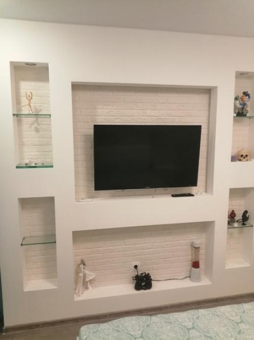 Хорошо, когда в семье ремонт делают вместе, значит между супругами взаимопонимание. 04