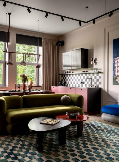 Студия для мероприятий по проекту Анастасия галезник вдохновлена сказочной эстетикой Алисы в Стране Чудес. 02