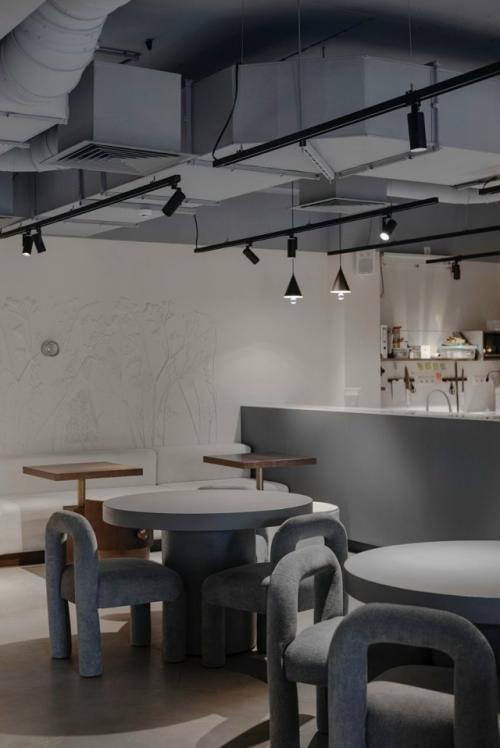 Камень, дерево и заяц: кафе - пекарня Синяя Птица в Минске. 01