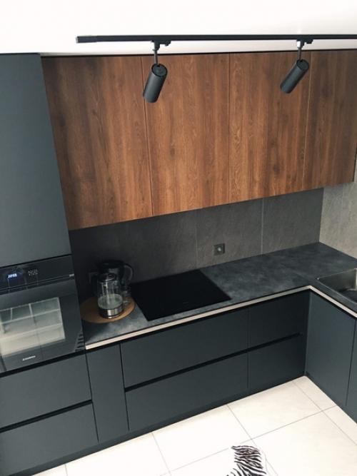 Чёрная кухня и туалет. 08