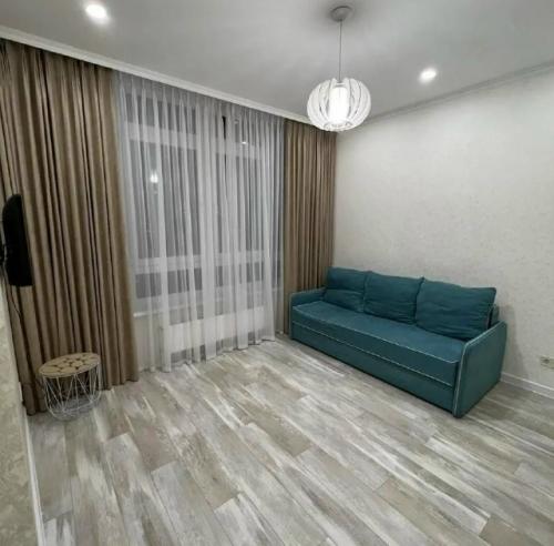 Общая площадь жилья составляет 45 квадратных метров. 04