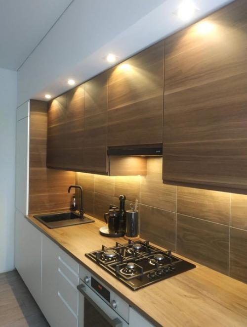 Самый главный акцент тут - это подсветка. 03