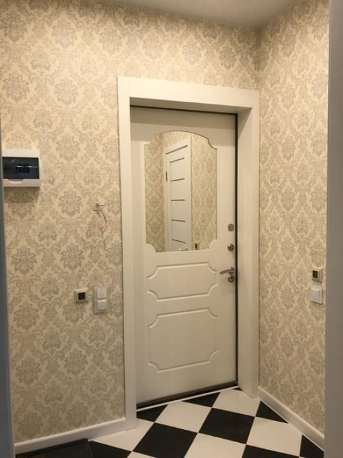 В такой маленькой смарт- квартире удалось разместить практически полноценную кухню. 04