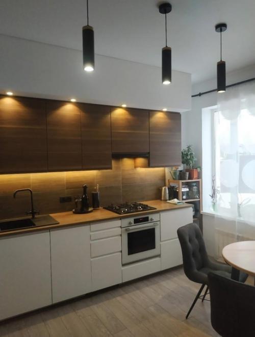 Самый главный акцент тут - это подсветка. 04