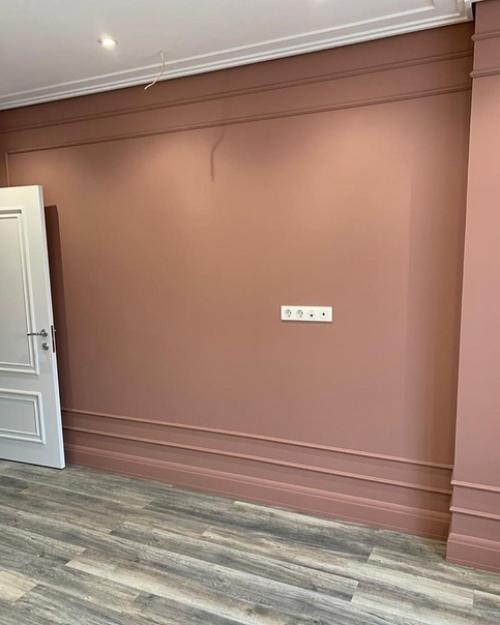 Вот и окончен ремонт, осталось теперь с мебелью разобраться. 02