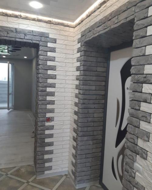 Вот такая идея отделки стен в прихожке от нашей подписчицы.