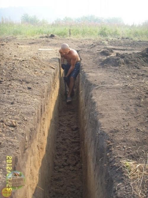 Дом, построенный руками супружеской пары.