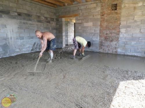 Дом, построенный руками супружеской пары. 08