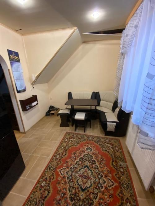 Было - стало. Отличный ремонт, главное, чтобы холодильник опять не оброс магнитиками. 02