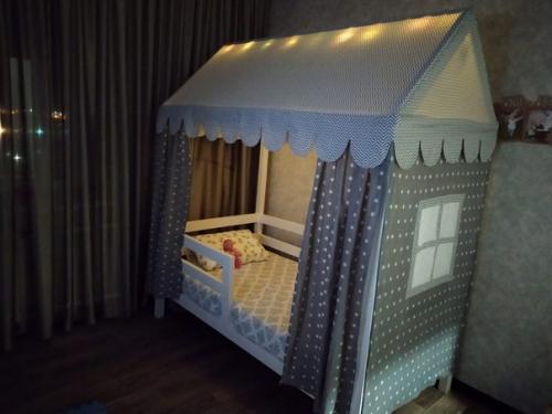 Мастерил для дочурки. 09