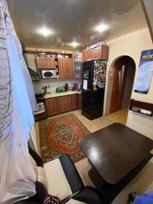 Было - стало. Отличный ремонт, главное, чтобы холодильник опять не оброс магнитиками. 01