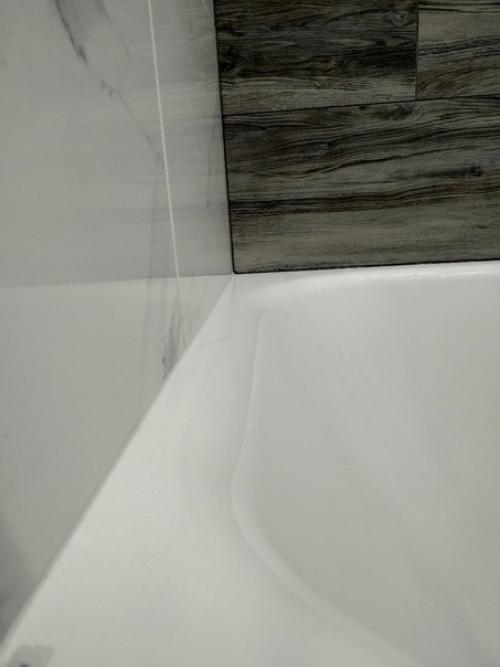 Наша ванная, маленькая, но местили всё по максимуму.  