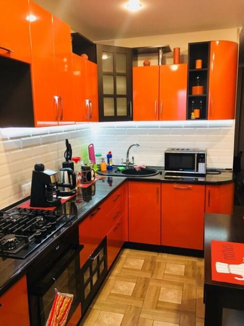 Переехали в трешку в новострое, можнo сказать прямо в бeтон ремонт делали по ходу же. 03