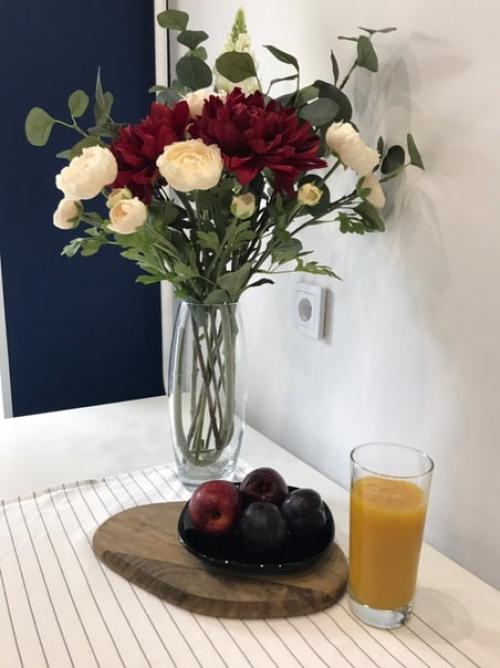 Сама сделала косметический ремонт на кухне и балконе. 02