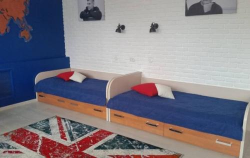 Гостиная и детская для двух мальчиков. 03