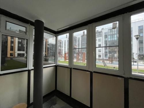 Современный подход к обустройству балкона.