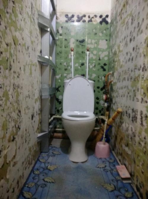 Мой ремонт в старом хрущевском туалете. 02