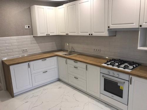 Замечательный ремонт!  Что вам тут понравилось, а что - нет? 02