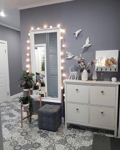 Интерьер квартиры в 50 оттенках серого цвета выглядит очень уютно при этом. 08